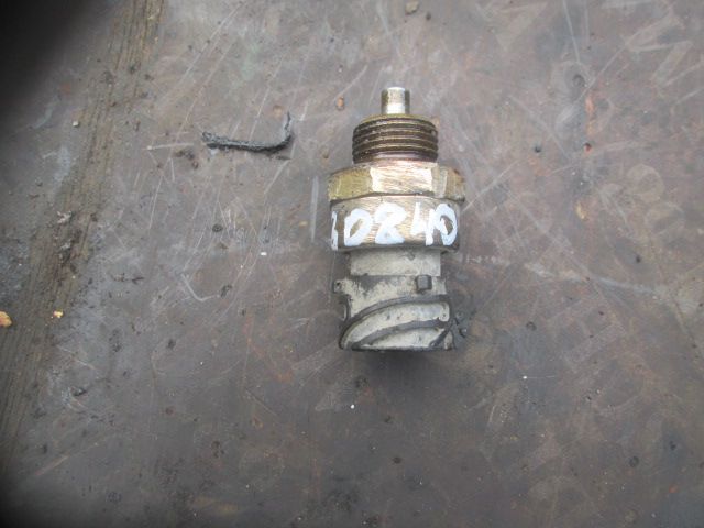 Датчик заднего хода 0501210058 кпп ZF Daf IV Str